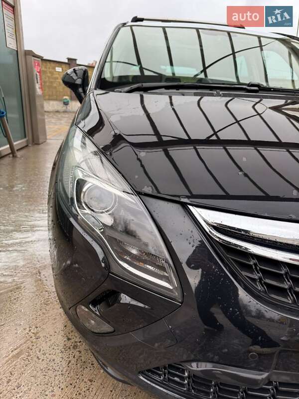 Фото Opel Zafira Tourer з оголошення AUTO.RIA