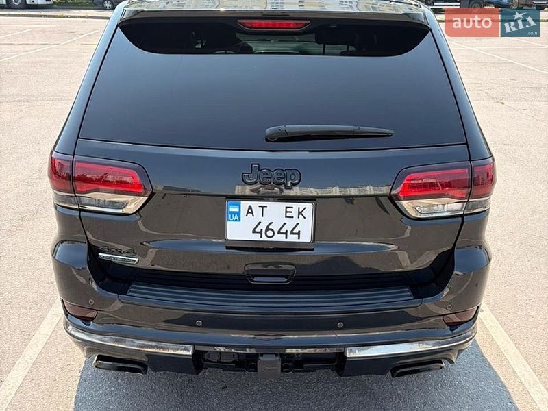 Фото Jeep Grand Cherokee з оголошення AUTO.RIA