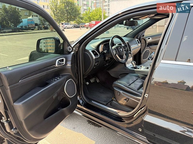 Фото Jeep Grand Cherokee з оголошення AUTO.RIA