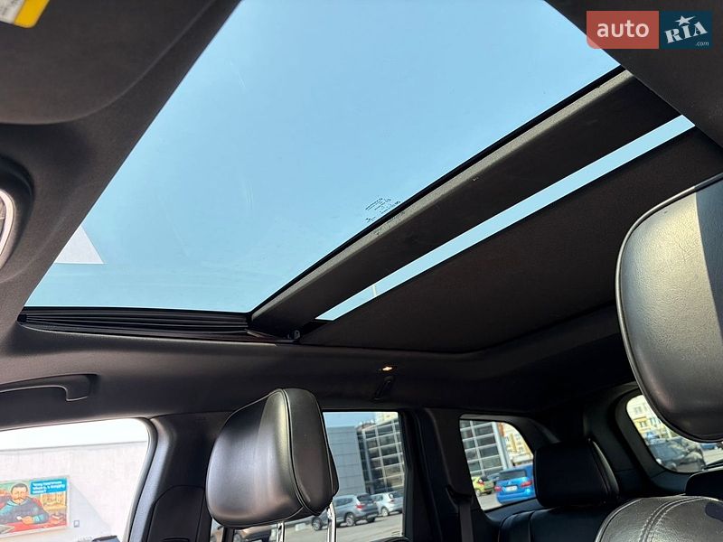 Фото Jeep Grand Cherokee з оголошення AUTO.RIA