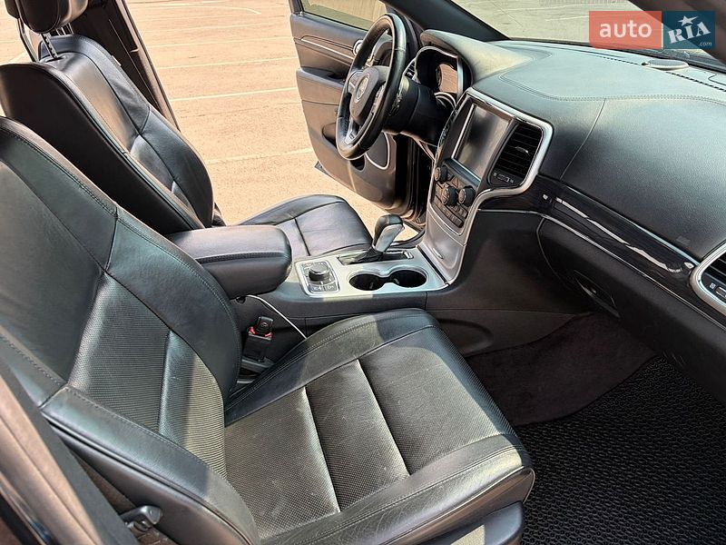 Фото Jeep Grand Cherokee з оголошення AUTO.RIA