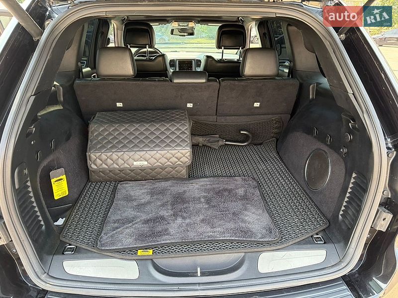 Фото Jeep Grand Cherokee з оголошення AUTO.RIA