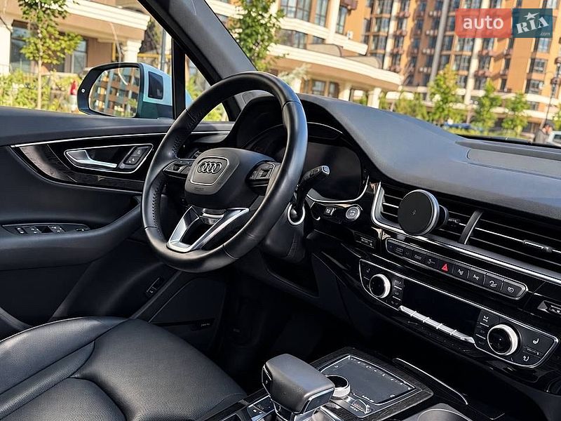 Фото Audi Q7 з оголошення AUTO.RIA