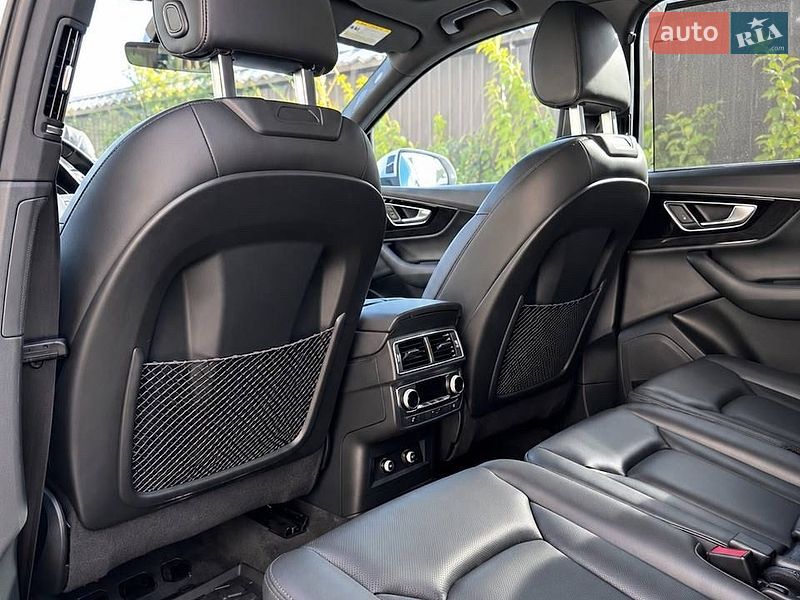 Фото Audi Q7 з оголошення AUTO.RIA