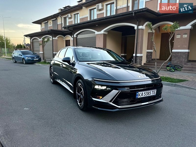 Фото Hyundai Sonata з оголошення AUTO.RIA
