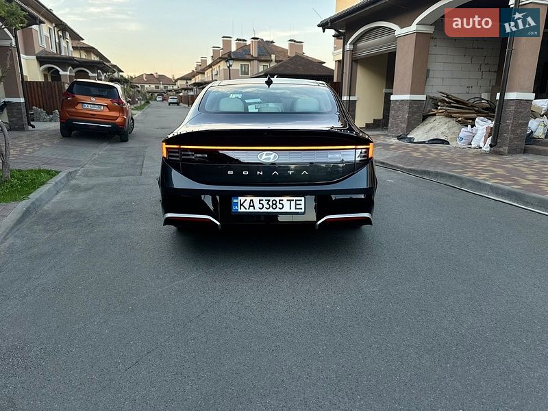 Фото Hyundai Sonata з оголошення AUTO.RIA
