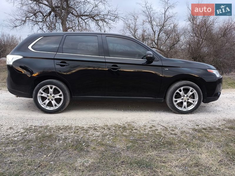 Фото Mitsubishi Outlander з оголошення AUTO.RIA