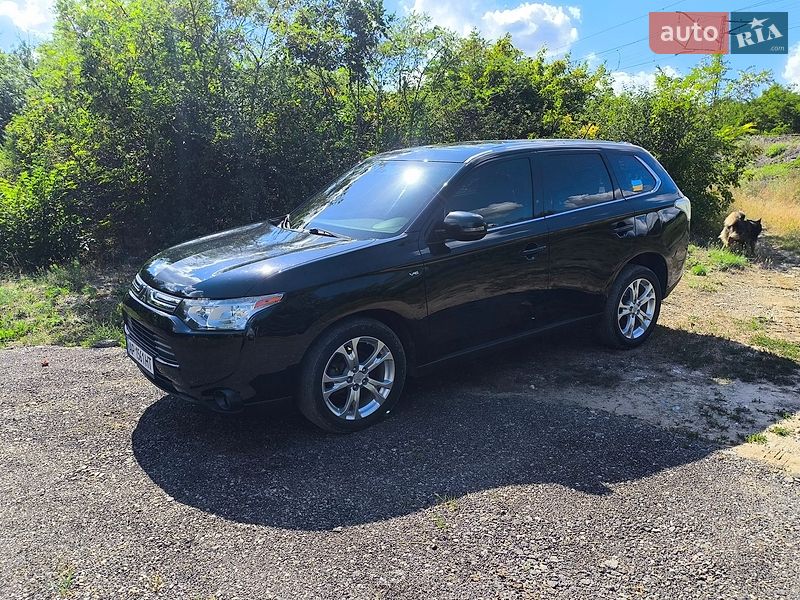 Фото Mitsubishi Outlander з оголошення AUTO.RIA