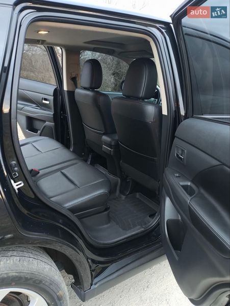 Фото Mitsubishi Outlander з оголошення AUTO.RIA