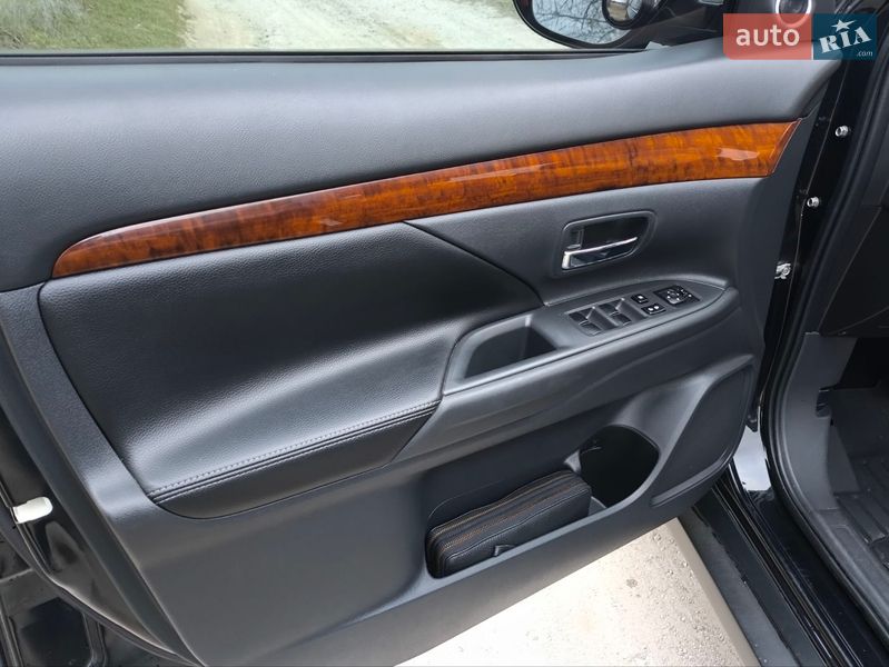 Фото Mitsubishi Outlander з оголошення AUTO.RIA