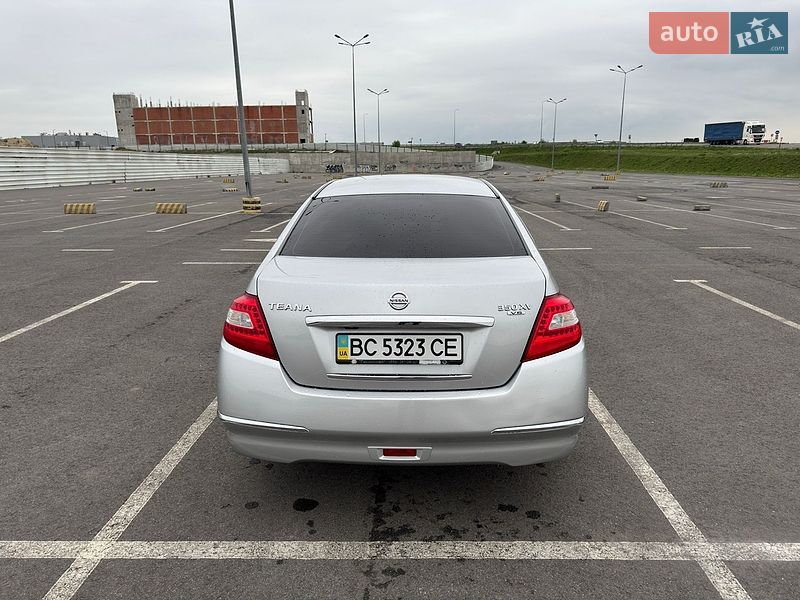 Фото Nissan Teana з оголошення AUTO.RIA