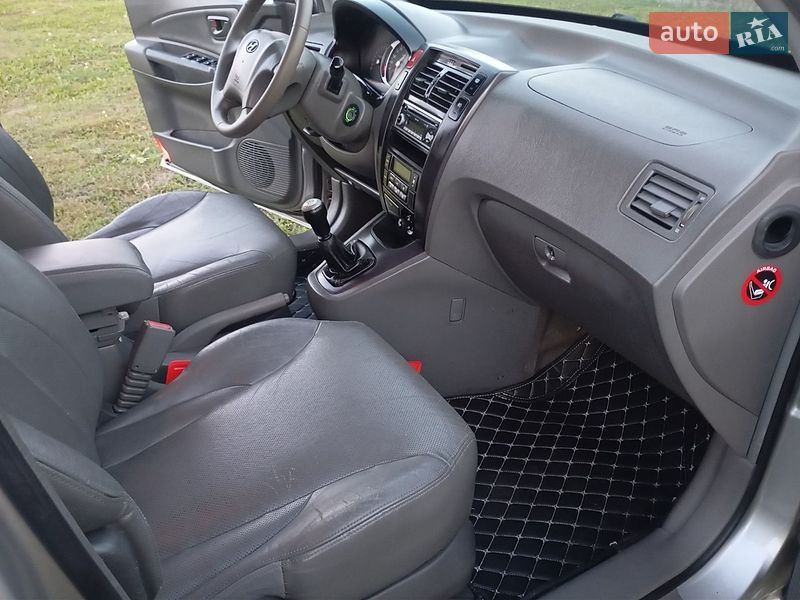 Фото Hyundai Tucson з оголошення AUTO.RIA