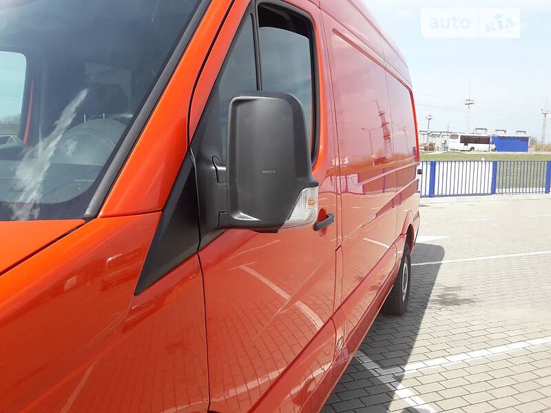 Фото Volkswagen Crafter з оголошення AUTO.RIA