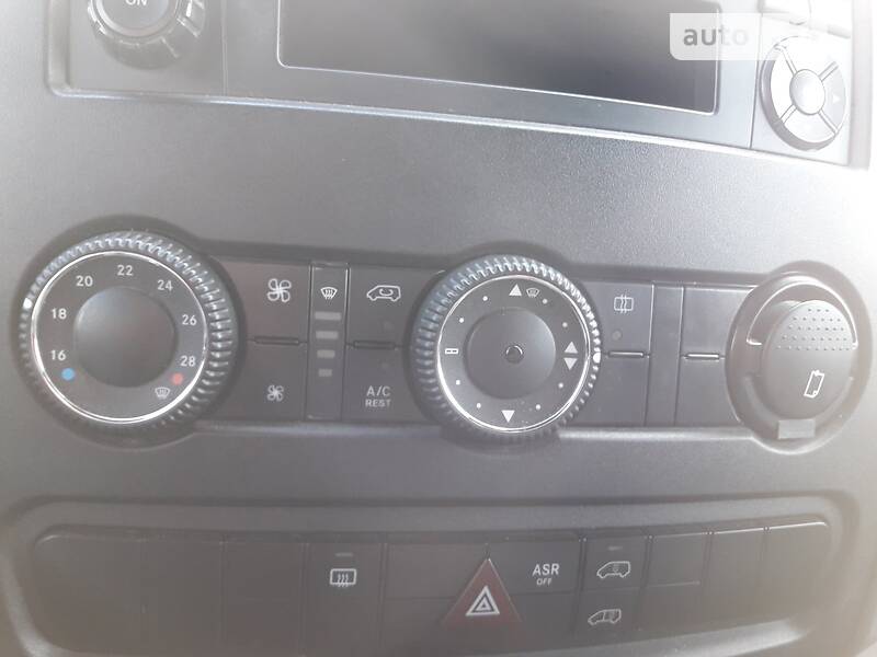 Фото Volkswagen Crafter з оголошення AUTO.RIA