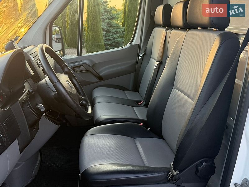 Фото Volkswagen Crafter з оголошення AUTO.RIA