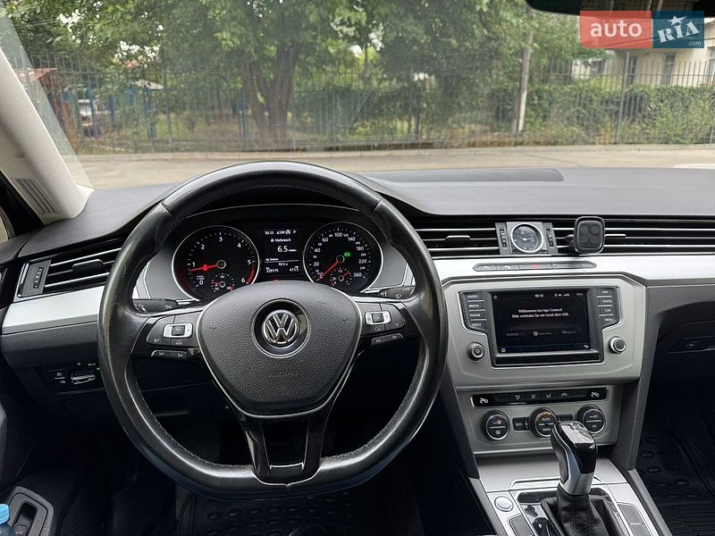 Фото Volkswagen Passat з оголошення AUTO.RIA