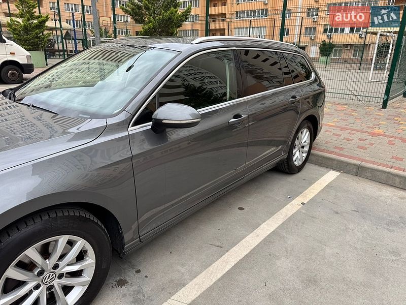 Фото Volkswagen Passat з оголошення AUTO.RIA