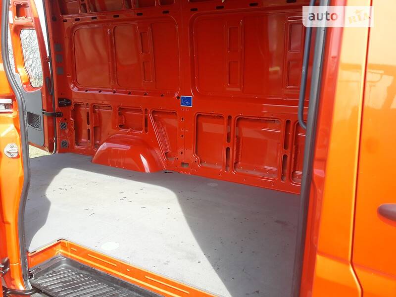 Фото Volkswagen Crafter з оголошення AUTO.RIA