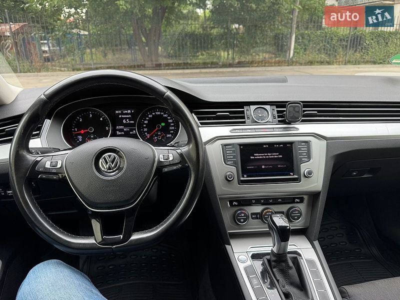 Фото Volkswagen Passat з оголошення AUTO.RIA