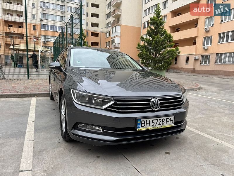 Фото Volkswagen Passat з оголошення AUTO.RIA