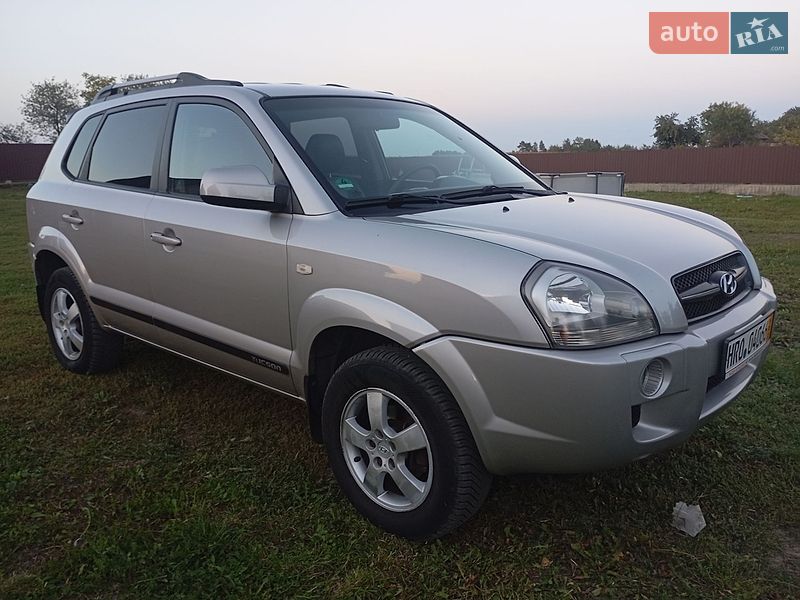 Фото Hyundai Tucson з оголошення AUTO.RIA