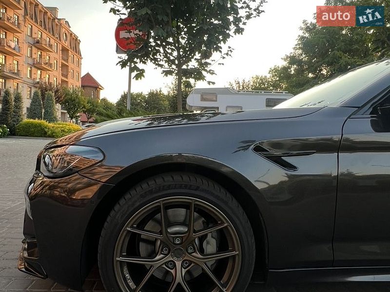 Фото BMW 5 Series з оголошення AUTO.RIA