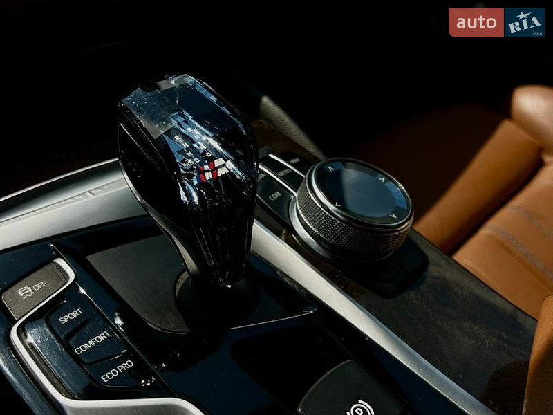 Фото BMW 5 Series з оголошення AUTO.RIA