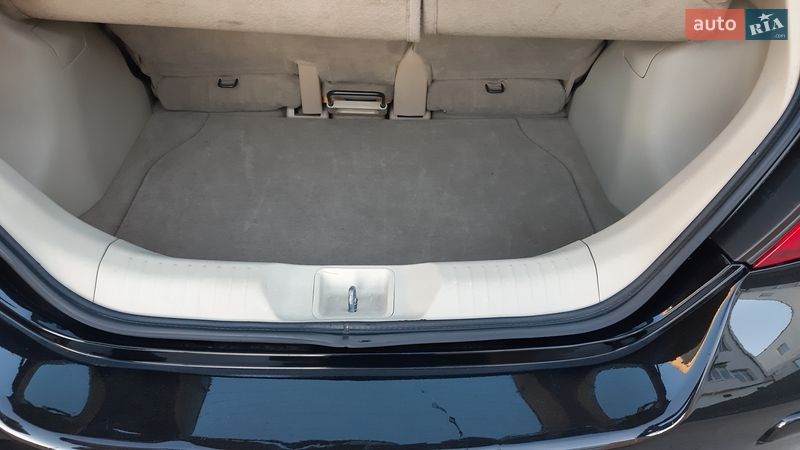 Фото Nissan TIIDA з оголошення AUTO.RIA