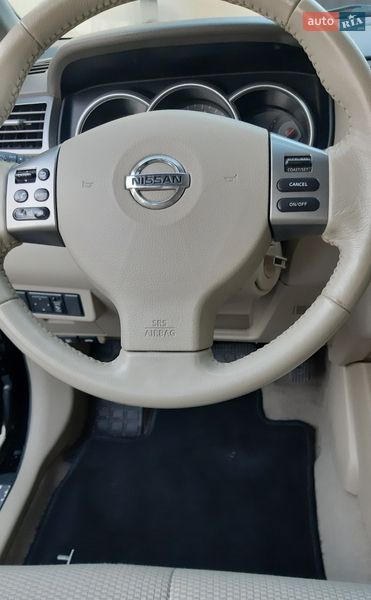 Фото Nissan TIIDA з оголошення AUTO.RIA