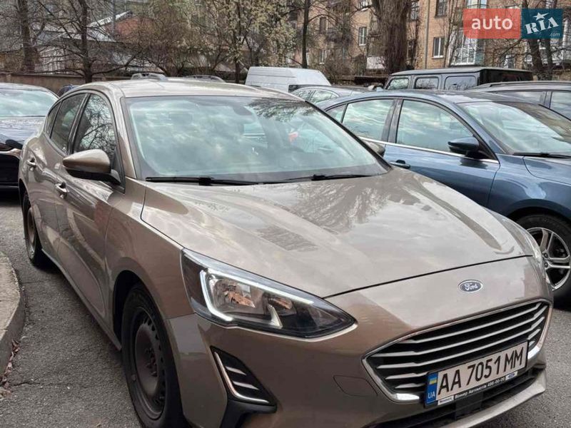 Фото Ford Focus з оголошення AUTO.RIA