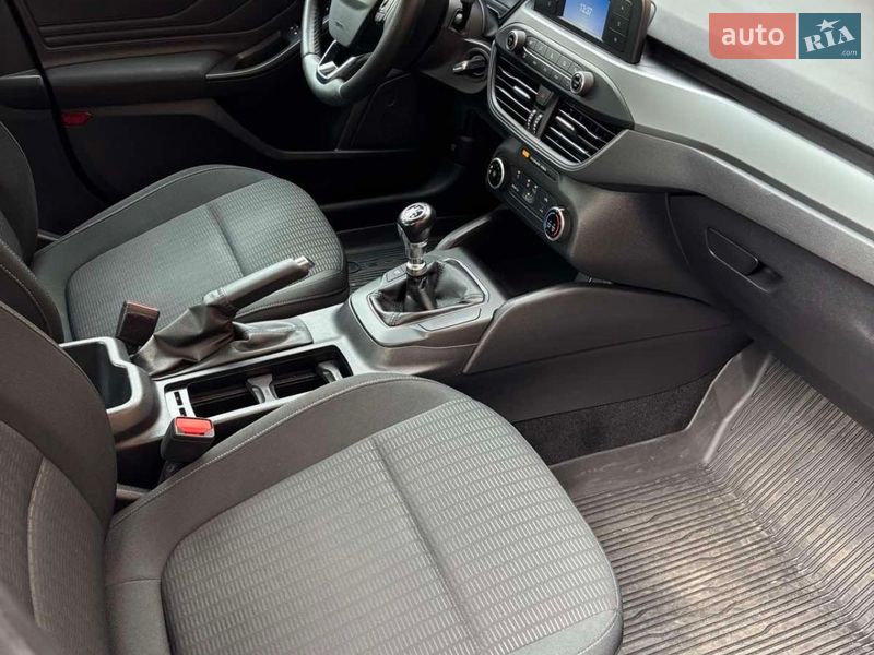 Фото Ford Focus з оголошення AUTO.RIA