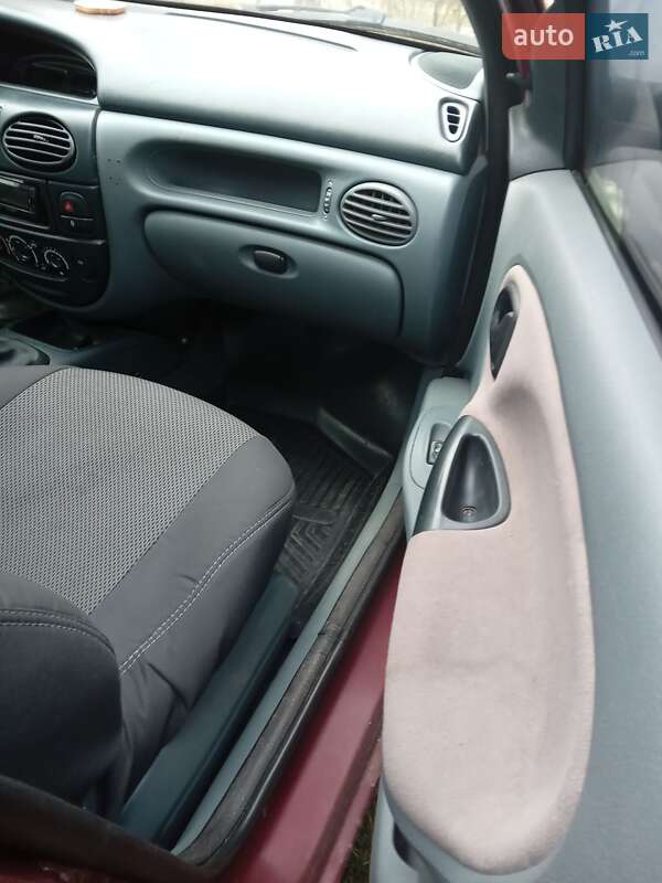 Фото Renault Megane з оголошення AUTO.RIA