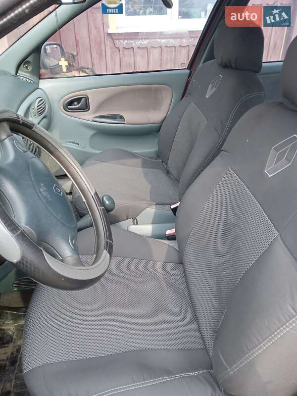 Фото Renault Megane з оголошення AUTO.RIA
