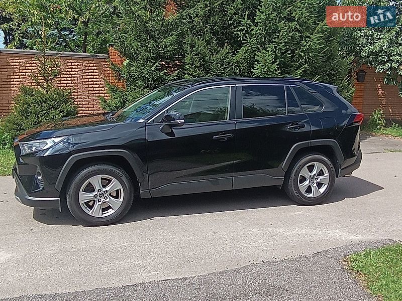 Фото Toyota RAV4 з оголошення AUTO.RIA