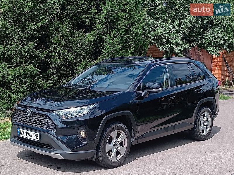 Фото Toyota RAV4 з оголошення AUTO.RIA