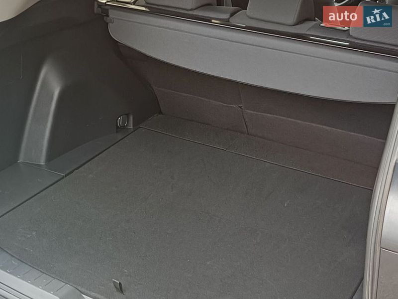 Фото Toyota RAV4 з оголошення AUTO.RIA