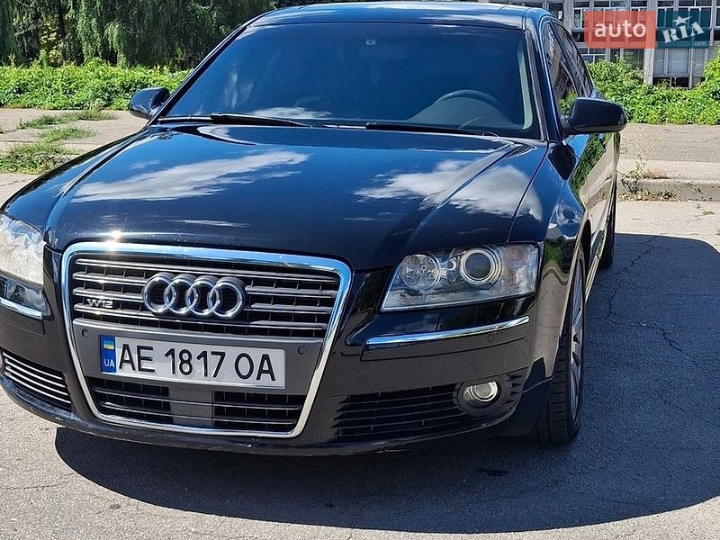 Фото Audi A8 з оголошення AUTO.RIA