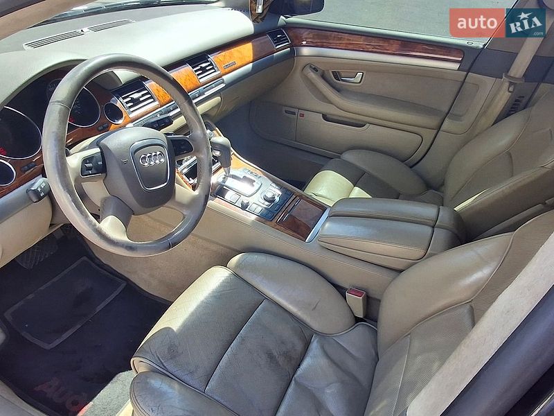 Фото Audi A8 з оголошення AUTO.RIA