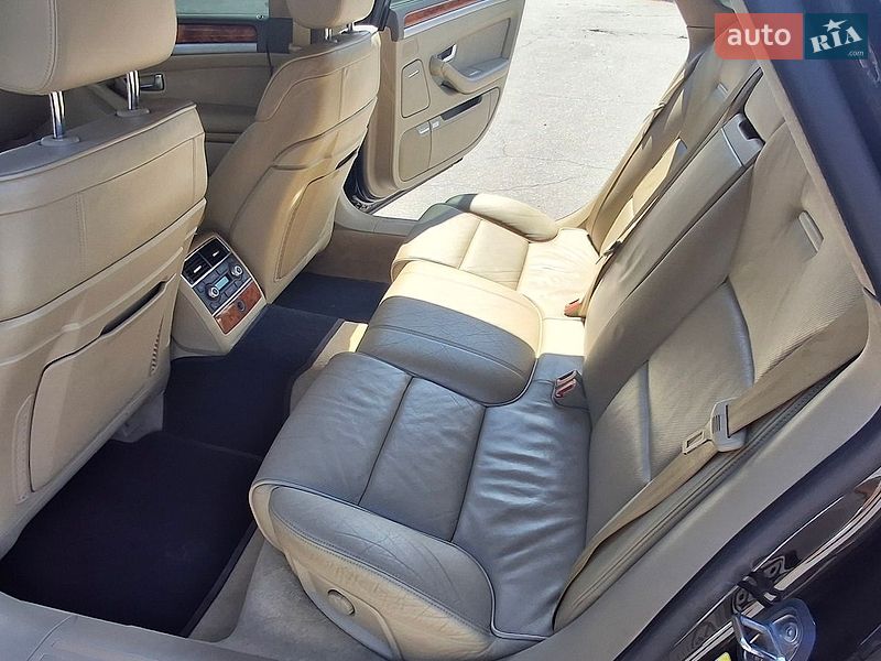 Фото Audi A8 з оголошення AUTO.RIA