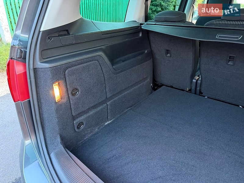 Фото SEAT Alhambra з оголошення AUTO.RIA