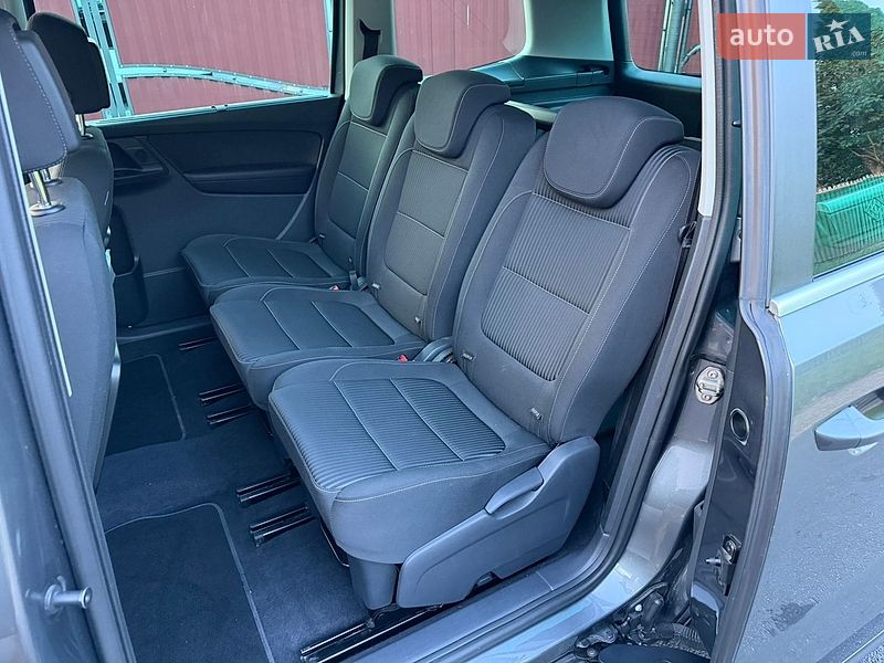 Фото SEAT Alhambra з оголошення AUTO.RIA