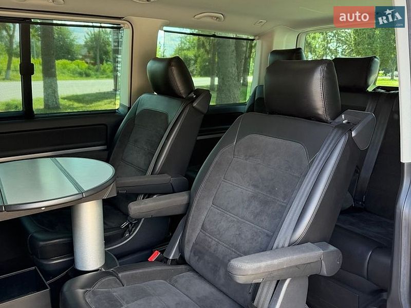 Фото Volkswagen Multivan з оголошення AUTO.RIA