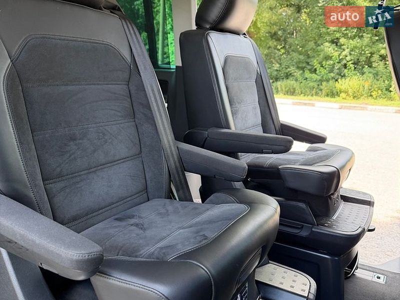 Фото Volkswagen Multivan з оголошення AUTO.RIA
