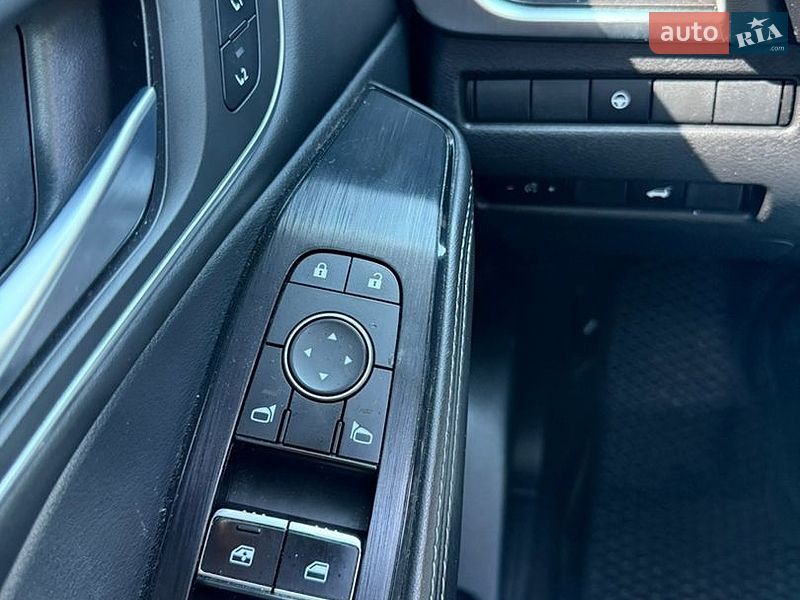 Фото Nissan Rogue з оголошення AUTO.RIA
