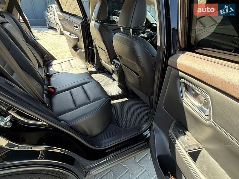 Фото Nissan Rogue з оголошення AUTO.RIA