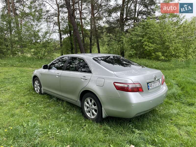 Фото Toyota Camry з оголошення AUTO.RIA
