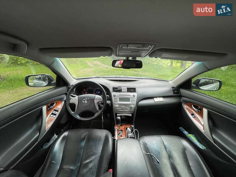 Фото Toyota Camry з оголошення AUTO.RIA