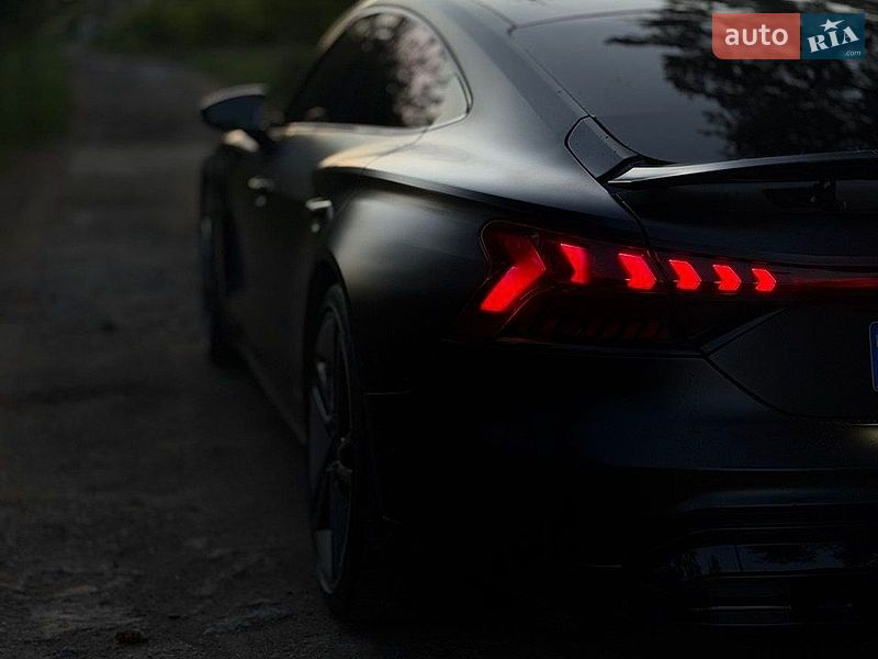 Фото Audi RS e-tron GT з оголошення AUTO.RIA