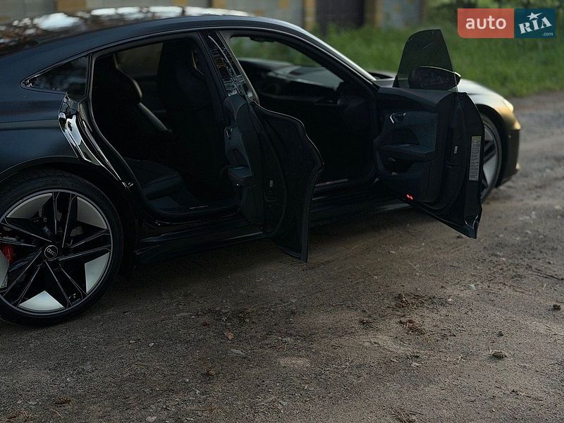 Фото Audi RS e-tron GT з оголошення AUTO.RIA