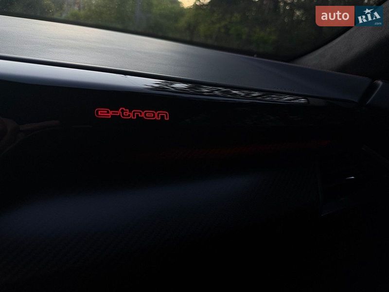 Фото Audi RS e-tron GT з оголошення AUTO.RIA